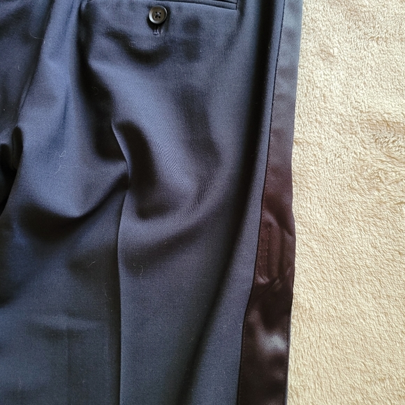 Vince navy blue tuxedo style cropped pants size 4 - Picture 13 of 14